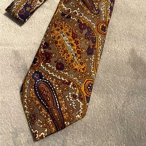 Sheaf & Caber Paisley Men’s Tie